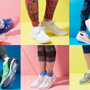 Footwear, Shoe, Human leg, Plimsoll shoe, Calf, Ankle, Leg, Sports gear, Sock, Joint, 