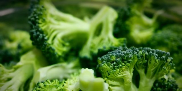 Leaf vegetable, Vegetable, Broccoli, Cruciferous vegetables, Food, Savoy cabbage, Lettuce, Broccoflower, Plant, Iceburg lettuce, 