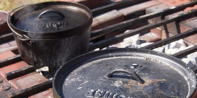 Cookware and bakeware, Metal, Dutch oven, 