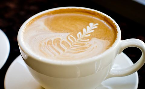Latte, Café au lait, Flat white, Cup, Caffè macchiato, Wiener melange, Coffee, Coffee cup, Coffee milk, Cortado, 