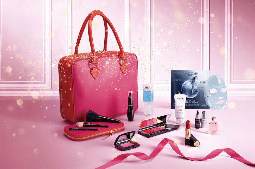 Pink, Product, Bag, Beauty, Handbag, Magenta, Material property, Fashion accessory, Gloss, Hand luggage, 