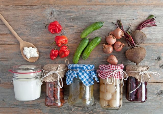 Mason jar, Vegetable, Still life photography, Shallot, Food, Plant, Tableware, Herb, Superfood, 