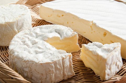 Food, Cheese, Ingredient, Beyaz peynir, Brie, Dish, Goat cheese, Cuisine, Dairy, Cheese spread, 
