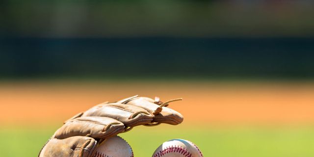 Baseball equipment, Ball game, Baseball glove, Baseball, Sport venue, Baseball field, College softball, Sports gear, Bat-and-ball games, Softball, 
