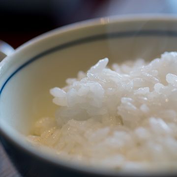 Steamed rice, Food, Dish, Rice, White rice, Cuisine, Nurungji, Glutinous rice, Jasmine rice, Ingredient, 