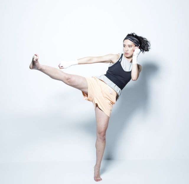 Human leg, Human body, Shoulder, Hand, Elbow, Joint, Dancer, Performing arts, Knee, Wrist, 