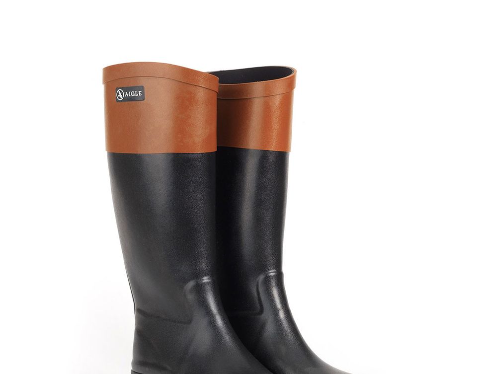 Footwear, Boot, Riding boot, Shoe, Rain boot, Brown, Work boots, Knee-high boot, Durango boot, Snow boot, 