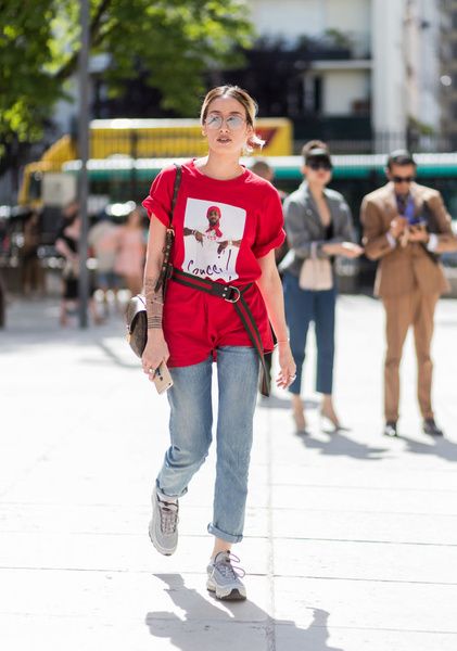 Street fashion, Photograph, People, Red, Fashion, Snapshot, Street, Footwear, Pink, Jeans, 