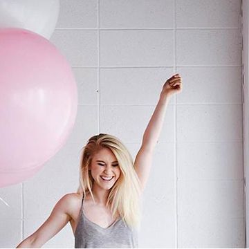 Pink, Balloon, Beauty, Blond, Party supply, Arm, Shoulder, Smile, Leg, Photography, 