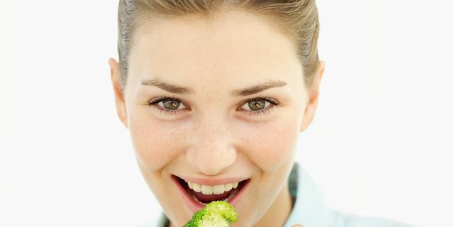 Natural foods, Skin, Food, Lip, Food craving, Vegan nutrition, Mouth, Eating, Broccoli, Cucumber, 