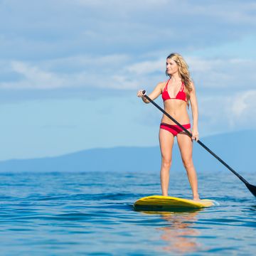 Surfing Equipment, Elbow, Surfboard, Surface water sports, Stand up paddle surfing, Summer, Knee, People in nature, Water sport, Paddle, 