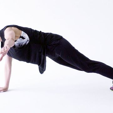 Arm, Press up, Physical fitness, Leg, Joint, Dance, Exercise, Shoulder, Knee, Hip-hop dance, 