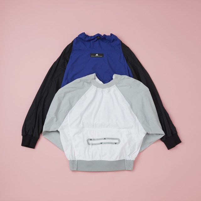 White, Clothing, Blue, Outerwear, Sleeve, Jacket, Clothes hanger, 