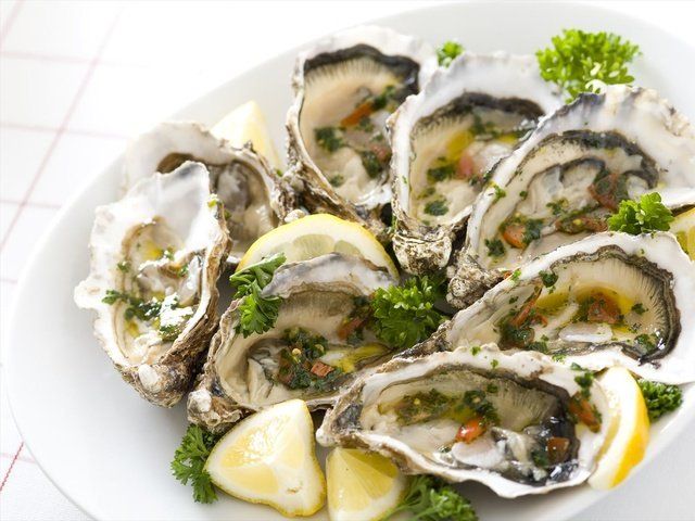 Dish, Food, Oyster, Oysters rockefeller, Seafood, Cuisine, Bivalve, Ingredient, Stuffed clam, Recipe, 