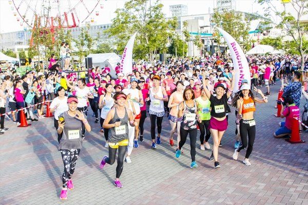 Marathon, People, Running, Pink, Recreation, Long-distance running, Exercise, Half marathon, Event, Crowd, 