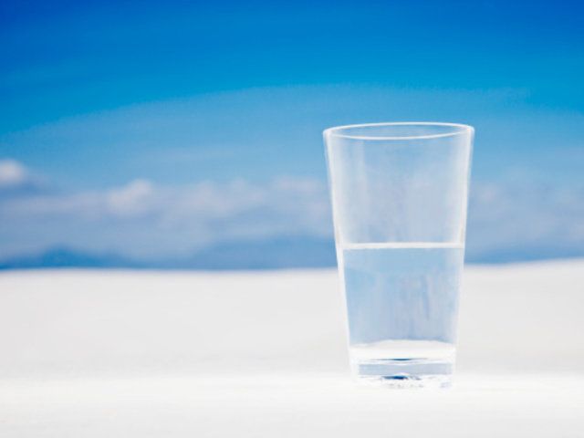 Water, Blue, Transparent material, Sky, Highball glass, Glass, Liquid, Drink, Cylinder, Pint glass, 