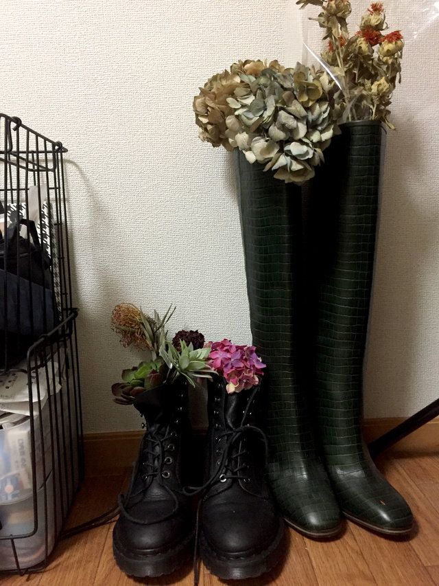 Footwear, Boot, Riding boot, Shoe, Flower, Plant, Floral design, Floristry, Rain boot, 