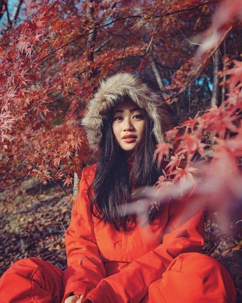 Hair, Orange, Red, Beauty, Leaf, Tree, Autumn, Long hair, Fashion, Photography, 