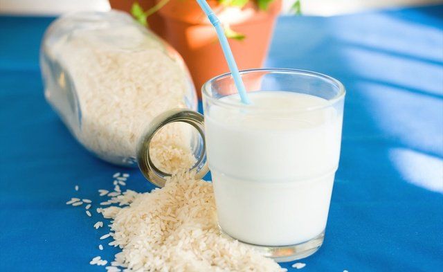 Food, Drink, Rice milk, Grain milk, Lactose, Horchata, Milk punch, Soy milk, Almond milk, Milk, 
