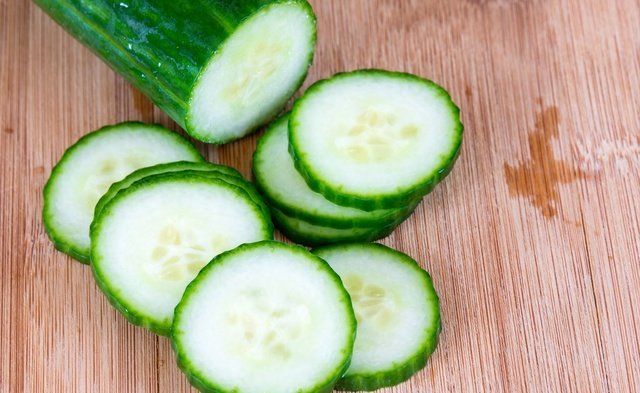 Food, Vegetable, Cucumber, Zucchini, Ingredient, Cucumis, Plant, Produce, Cucumber, gourd, and melon family, Dish, 