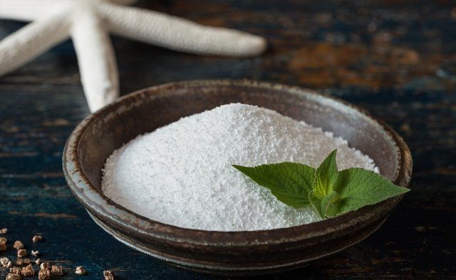 Sea salt, Ingredient, Food, Table sugar, Sugar, Herb, Cuisine, Powdered sugar, Kosher salt, 