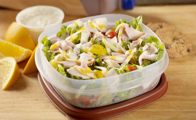 Dish, Food, Cuisine, Salad, Garden salad, Ingredient, Waldorf salad, Produce, Ham salad, Pasta salad, 