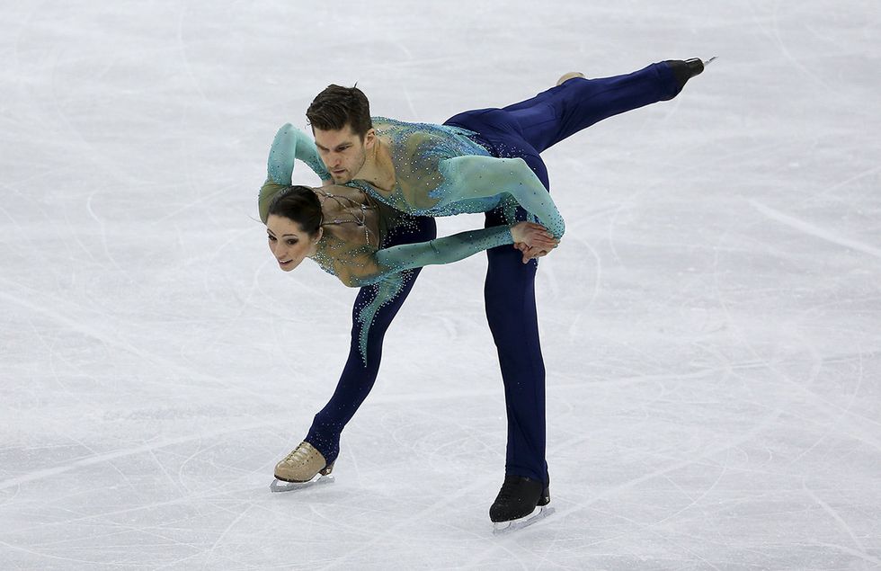 Skating, Figure skate, Ice skating, Figure skating, Ice dancing, Recreation, Sports, Ice rink, Individual sports, Ice skate, 