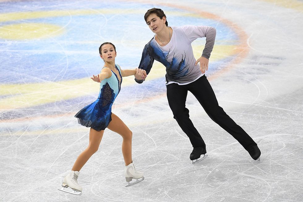 Figure skate, Skating, Figure skating, Ice skating, Ice dancing, Recreation, Sports, Jumping, Ice rink, Individual sports, 