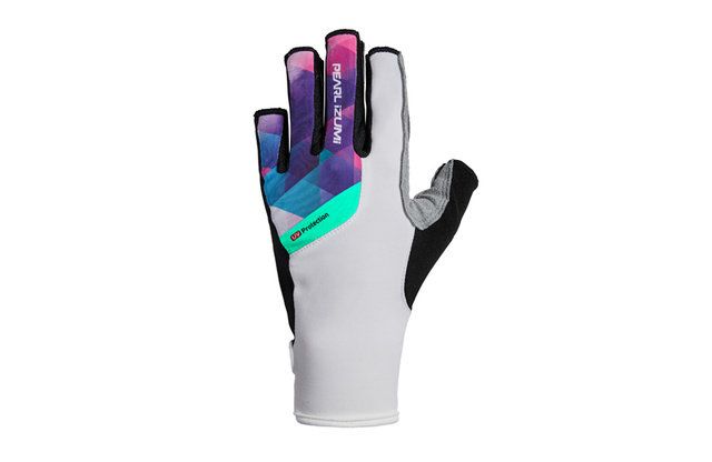 Glove, Personal protective equipment, Safety glove, Hand, Fashion accessory, Finger, Sports gear, 