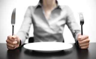 科学が証明 お腹が空くとイライラするのは当たり前