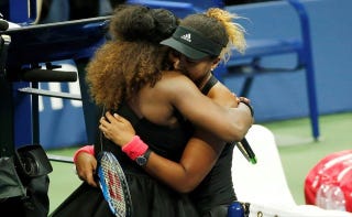 テニス界のおしゃれクイーン 大坂なおみ選手とセリーナ ウィリアムズのファッション対決