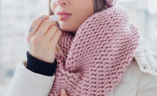 寒いこの季節になるとカサカサする ぷるっとした唇を手に入れるには