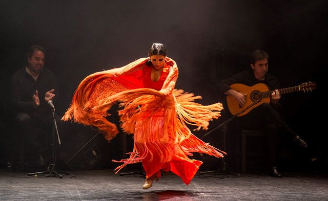 Entertainment, Performing arts, Dance, Dancer, Performance, Performance art, Event, Flamenco, Folk dance, Music, 