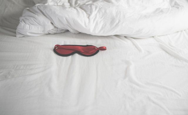 Hair, White, Moustache, Glasses, Eyewear, Red, Hairstyle, Lip, Linens, Textile, 