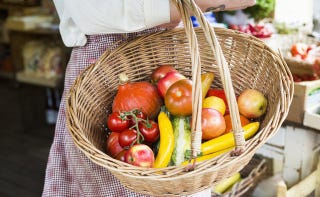 イギリスで大人気 捨てるには早すぎる お買い得野菜ボックスとは