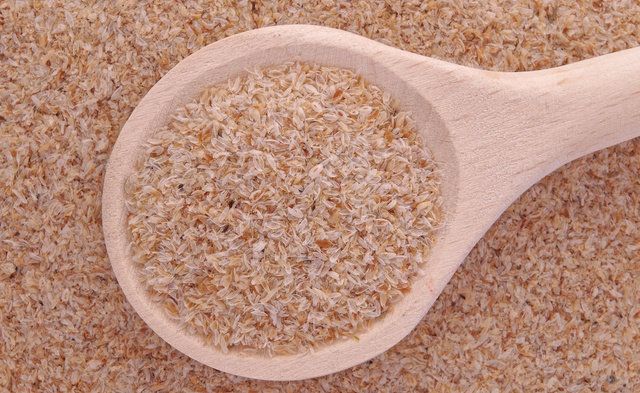 Oat bran, Food, Cereal, Groat, Ingredient, Dish, Psyllium seed husks, Bread crumbs, Cuisine, Amaranth grain, 