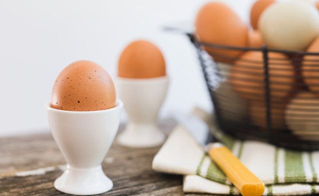 Egg cup, Egg, Egg, Serveware, Food, Boiled egg, Tableware, Finger food, 