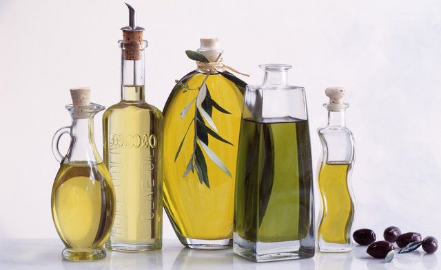 Bottle, Glass bottle, Liqueur, Product, Drink, Cooking oil, Alcohol, Vegetable oil, Olive oil, Distilled beverage, 