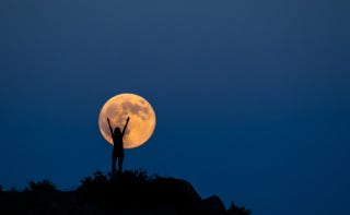 月の満ち欠けが関係する 月とカラダの本当の関係 月の満ち欠けが関係する 月とカラダの本当の関係