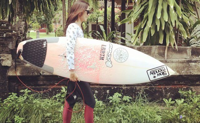 Surfing Equipment, Surfboard, Surfing, Pink, Longboard, Tree, Surface water sports, Cool, Grass, Surfboard wax, 