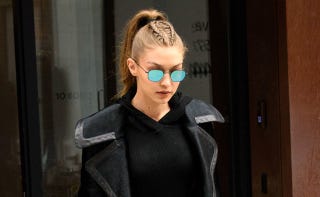 スポーツシーンで真似したいお目立ちポニーテールルック