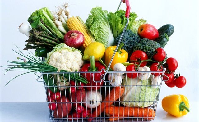 Vegan nutrition, Whole food, Food, Produce, Natural foods, Ingredient, Local food, Vegetable, Food group, Leaf vegetable, 