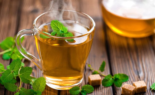 Drink, Mint, Roasted barley tea, Alcoholic beverage, Chinese herb tea, Mint julep, Liqueur, Moscow mule, Herbal, Peppermint, 