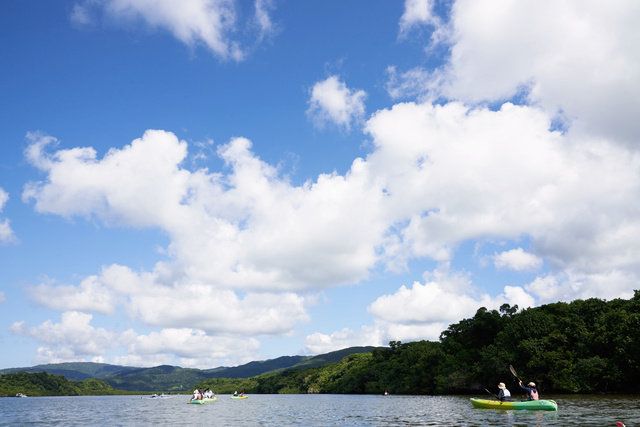 Sky, Cloud, Water, Blue, Boat, Daytime, Cumulus, Lake, Boating, Water resources, 
