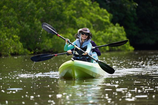 Outdoor recreation, Kayak, Paddle, Vehicle, Boating, Kayaking, Recreation, Boat, Oar, Boats and boating--Equipment and supplies, 
