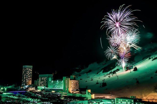 Fireworks, Night, Landmark, Metropolitan area, New Years Day, City, Cityscape, Human settlement, Event, Architecture, 