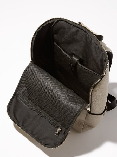 Bag, Brown, Handbag, Messenger bag, Fashion accessory, Leather, Luggage and bags, Baggage, Beige, Strap, 