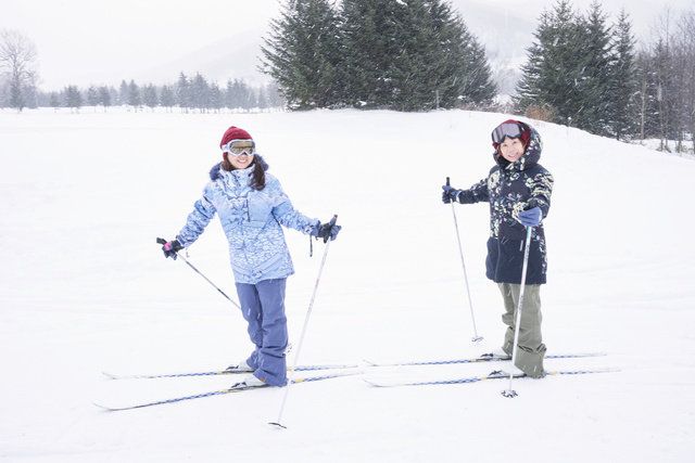 Snow, Skier, Winter, Ski, Skiing, Cross-country skiing, Ski Equipment, Recreation, Ski pole, Winter sport, 