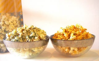 Fit Foodies村山彩の手作りヘルシースナックのすすめ 青のりチーズとメープルきな粉のポップコーン