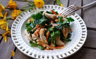 Fitfoodies安藤夏未さんのレシピ ささみとイタリアンパセリと桜えびの和風サラダ Fitfoodies安藤夏未さんのレシピ ささみとイタリアンパセリと桜えびの和風サラダ